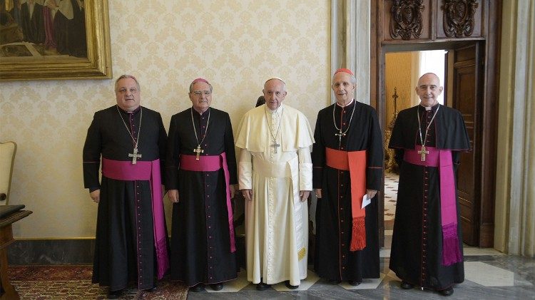 Le Pape François et les évêques de la conférence épiscopale argentine, le 3 février 2018.