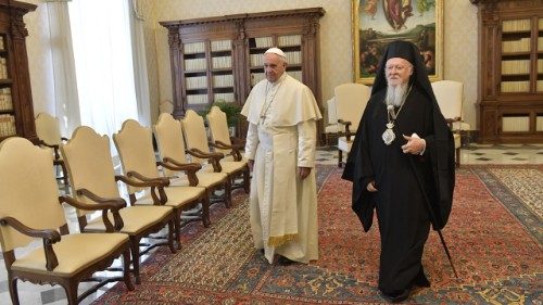 Папа поздравил Патриарха Варфоломея с юбилеем