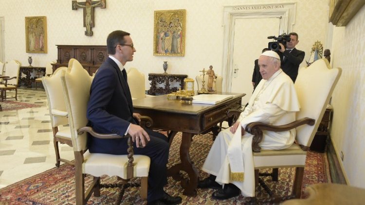 Папа Францішак і прэм'ер-міністр Польшчы Тадэвуш Маравецкі
