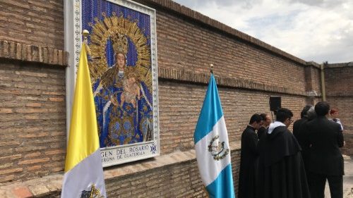 En los Jardines Vaticanos Guatemala tiene su Patrona 