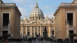 Roma_-_Vaticano_-_002_-_Basilica_de_San_Pedro.jpg