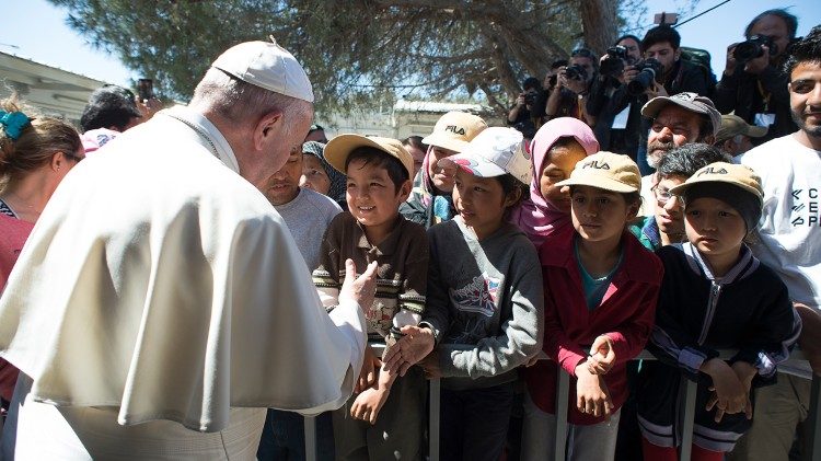 16-04-2016 Visita Papa Francesco ai rifugiati nell'Isola di Lesbo