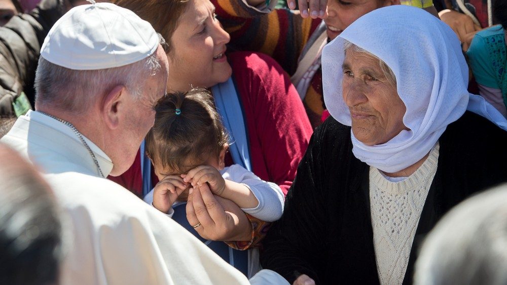 Visita Papa Francesco ai rifugiati nell'Isola di Lesbo, 16 aprile 2016