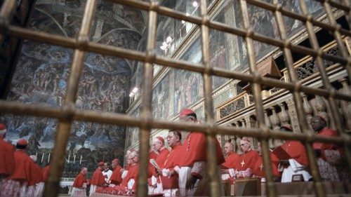 Papst ernennt Kardinal Kevin Farrell zum neuen Kardinalkämmerer