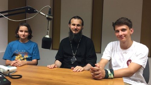 Interjú Szocska Ábel görögkatolikus püspökkel az isteni liturgia ministráns szolgálatáról  