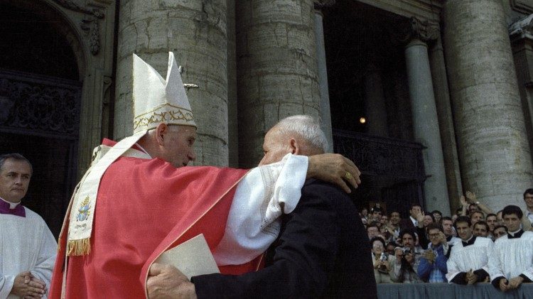 1982.10.10 Canonizzazione San Massimiliano Kolbe