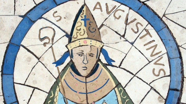 Šv. Augustinas gyveno, rašė ir veikė IV-V amžių sandūroje