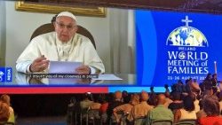 Pope-Francis-addresses-Dublin.jpg