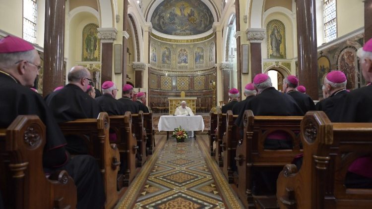 Pope Francis meeting Ireland's bishops at the Dominican Sisters' Convent in Dublin, August 26, 2018. 