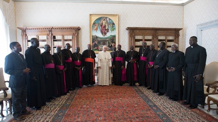 Foto de arquivo: encontro do Papa Francisco com os bispos do Sudão e Sudão do Sul - 03.09.2018 (Vatican Media)