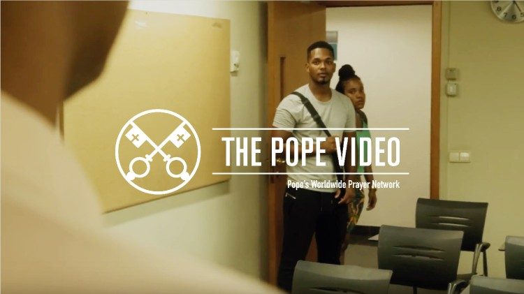 2018.09.04 Official image The Pope video English September
