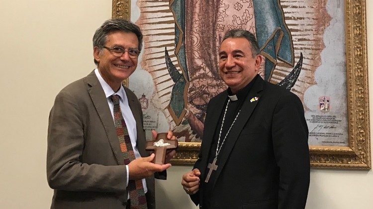 Prefekt vatikánského sekretariátu pro komunikaci s panamským arcibiskupem