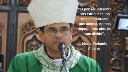 População salva bispo nicaraguense de agressão de paramilitares