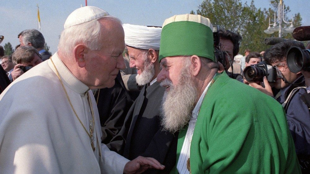 1993-04-25 Giovanni Paolo II Viaggio apostolico in Albania