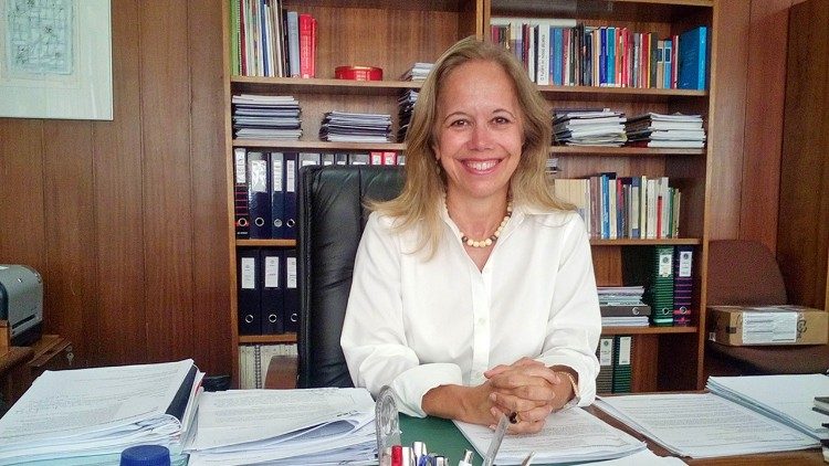 Isabel Capeloa Gil, Presidente da Federação Internacional das Universidades Católicas (FIUC)