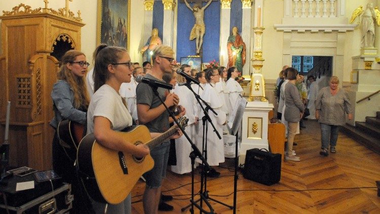 Young Lithuanians at Holy Mass