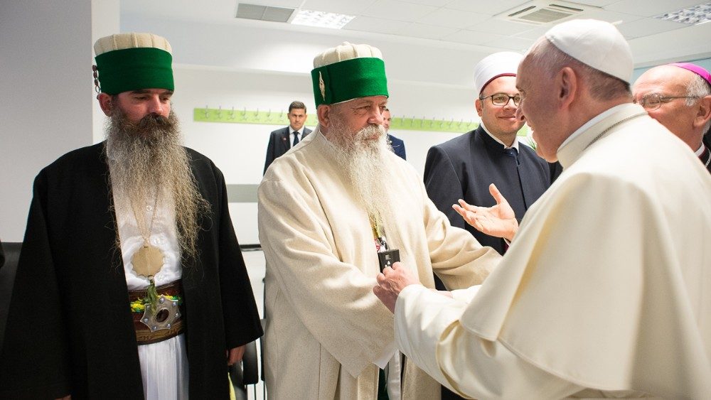 2018.09.21 Visita Papa Francesco Albania 21 settembre 2014