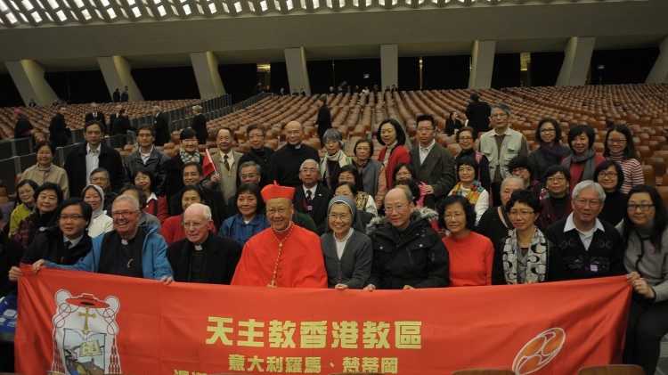 Le cardinal John Tong Hon lors du consistoire du 8 février 2012
