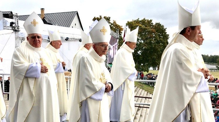 Popiežius Baltijos šalyse. Iš k. nuncijus P. López Quintana, kard. P. Parolin, Estijos, Latvijos ir Lietuvos vyskupai