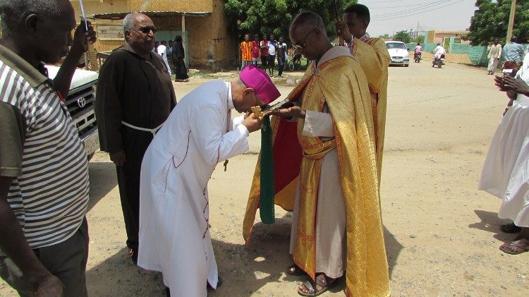 2018.09.25 Pastoral visit of Archbishop of Asmara to Kessela Sudan