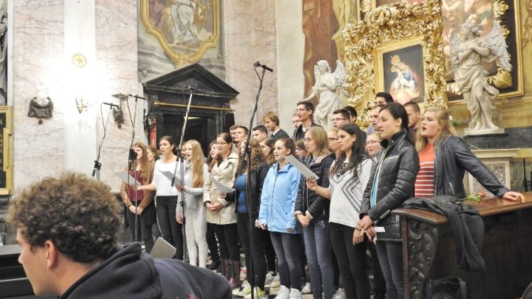 La santa messa per apertura del anno academico a Lubiana presieduta da mons Stanislav Zore 2.jpg