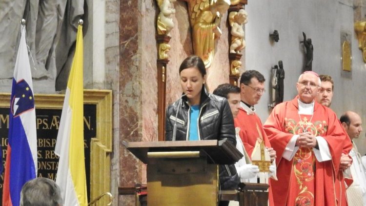 La santa messa per apertura del anno academico a Lubiana presieduta da mons Stanislav Zore 9.jpg