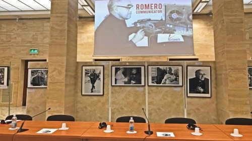 La faceta de comunicador de Mons. Romero: un Santo sin fronteras