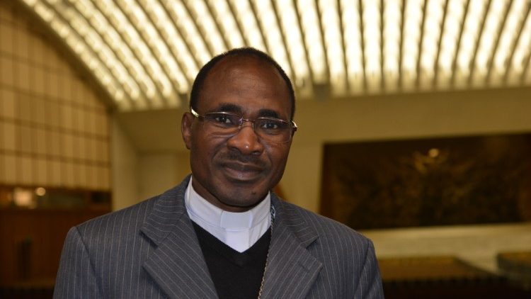 Mgr Gabriel Sayaogo, évêque de Manga/Burkina Faso (Photo: JP Bodjoko, SJ)