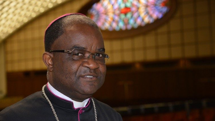 Mgr Willy Ngumbi Ngengele, évêque de Kindu/RDC (Photo: JP Bodjoko, SJ/Vaticannews)  