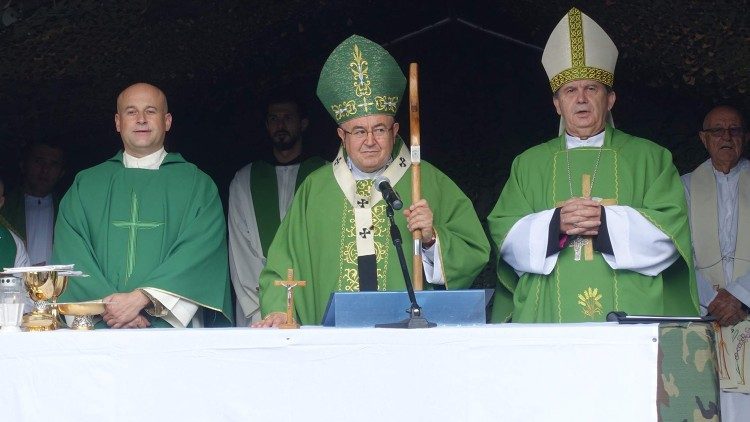 Kardinal Vinko Puljić i biskup Tomo Vukšić