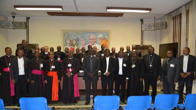 Les Africains au Synode2018 (Photo : JP Bodjoko, SJ/Vaticannews)