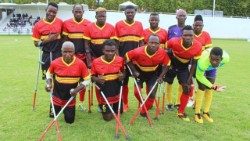 seleção angolana de futebol em muletas_ok.jpg