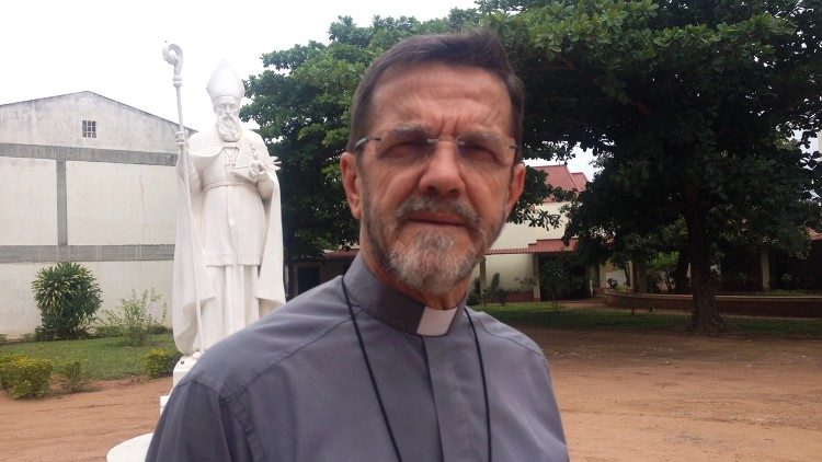 Msgr. Luiz Fernando Lisboa, biskop av Pemba, Mozambico