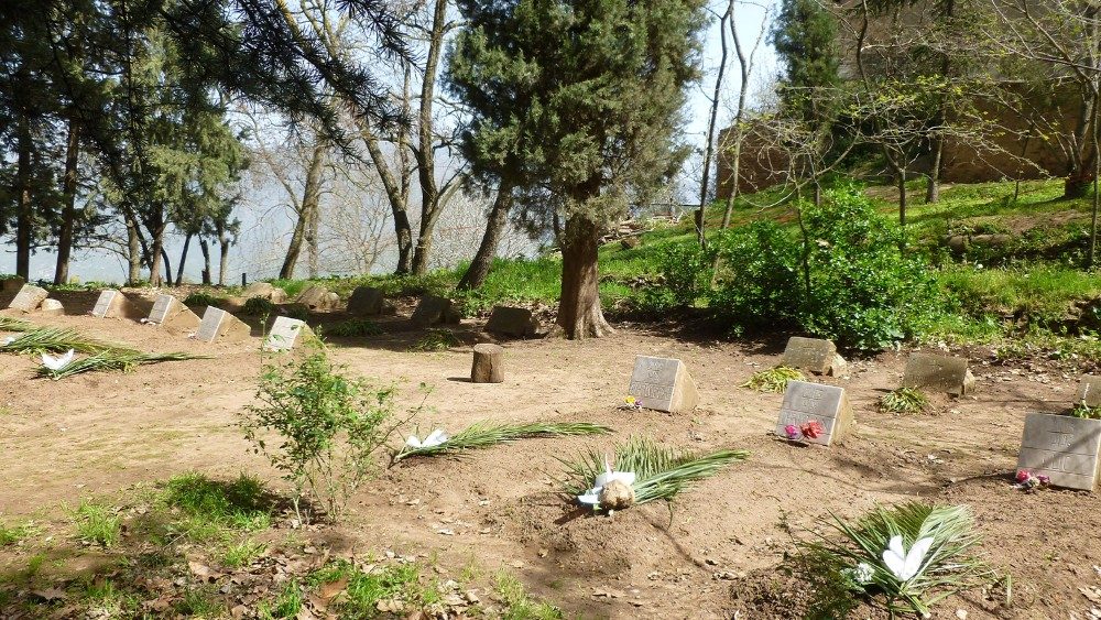 Le sepolture dei sette monaci trappisti di Tibhirine, Algeria