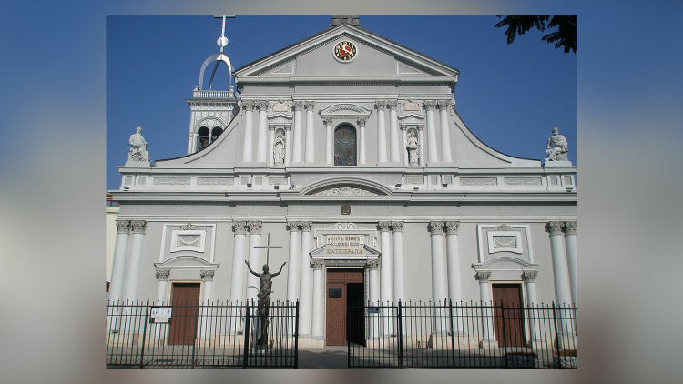 Католическата катедрала "Свети Лудвик" в Пловдив