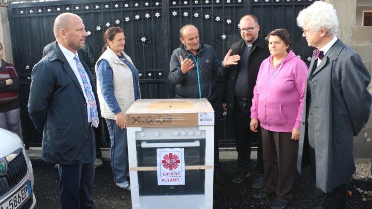 Polska pomoc dla powodzian w  Albanii