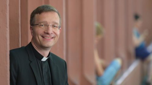 D: Michael Gerber ist neuer Bischof von Fulda