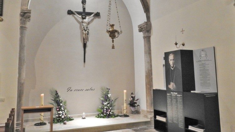 La messa in occasione di 98 anni dalla morte di servo di Dio Anton Mahnic a Krk presieduta da mons Stanislav Zore 2.jpg