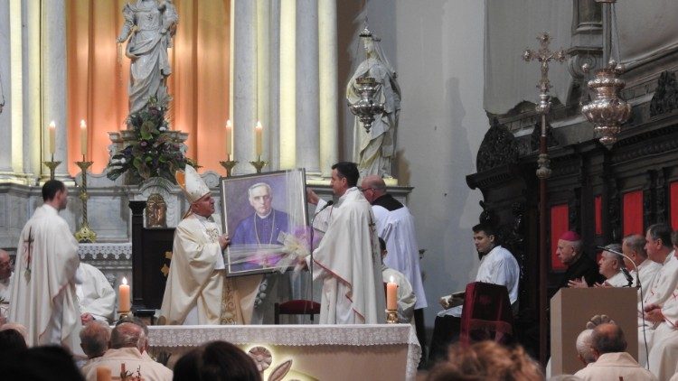 La messa in occasione di 98 anni dalla morte di servo di Dio Anton Mahnic a Krk presieduta da mons Stanislav Zore 8.jpg