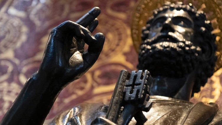 Статуя св. Пятра ў ватыканскай базыліцы. Ілюстрацыйнае фота