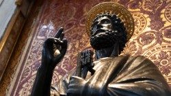 2018.12.20 DPC_DG_Vaticano, basilica di san Pietro, statua, santi (22).JPG