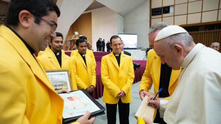 Vatican's cricket team for an Argentina tour gets a bat singed for the first match