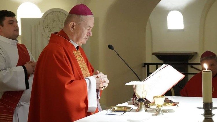 2018.12.24 Mons. Ioan Robu, arcivescovo e metropolita di Bucarest