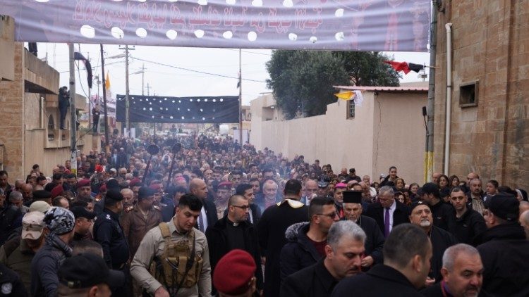2018.12.28 Visita del cardinale Parolin a Qaraqosh - Iraq