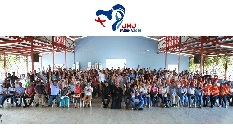 Младежите от Никарагуа, участници в СМД в Панама