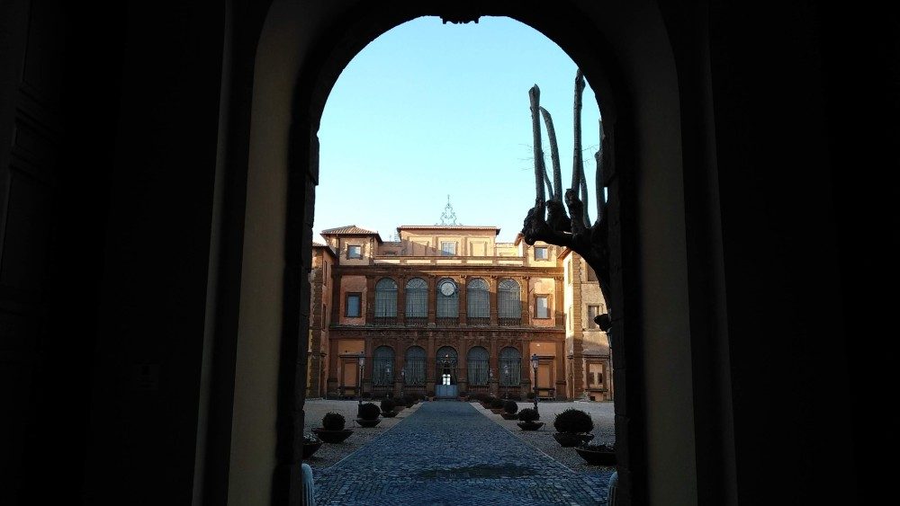 Una veduta del Nobile Collegio di Mondragone, oggi Villa Mondragone, che nel 1943 diede rifugio a Graziano Sonnino, grazia all’ospitalità di padre Raffaele Ghantuz Cubbe