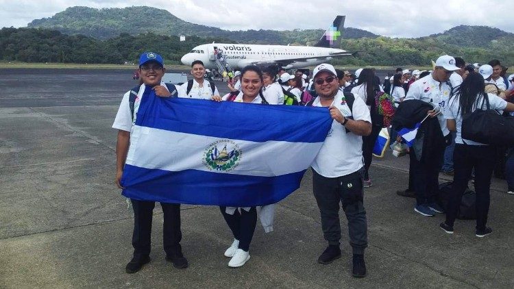 Los jóvenes de El Salvador ya están celebrando su pre jornada