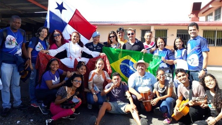 Jovens brasileiros participam do Encontro Internacional da Juventude Vicentina no âmbito da JMJ