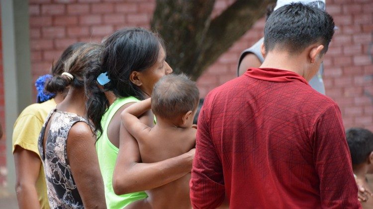 Posto de triagem de imigrantes venezuelanos em Boa Vista