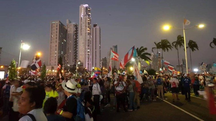De jeunes pèlerins aux Journées Mondiales de la Jeunesse, le 23 janvier 2019, à Panama.